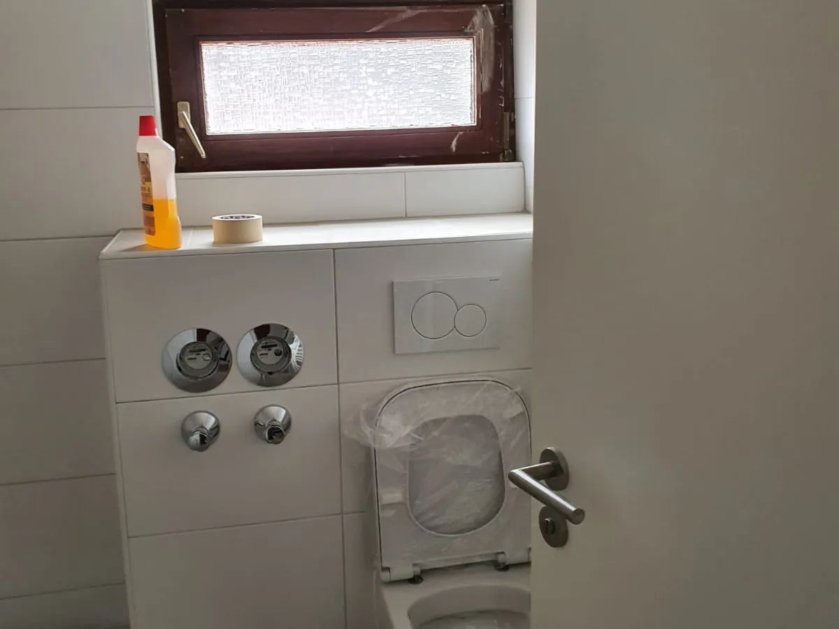 Neues Badezimmer nach der Sanierung